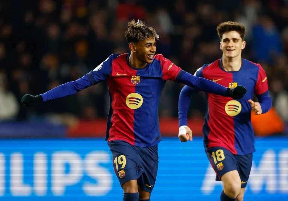 2025国际青少年乒乓球训练营正式在蓉开营