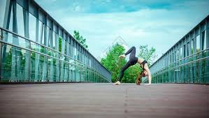 米体：利物浦对基耶萨坚持要1500万，尤文愈发关注小马尔蒂尼